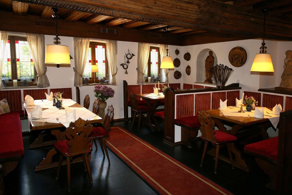 Hotel Brauereigasthof Landwehr-Braeu Reichelshofen Exteriör bild