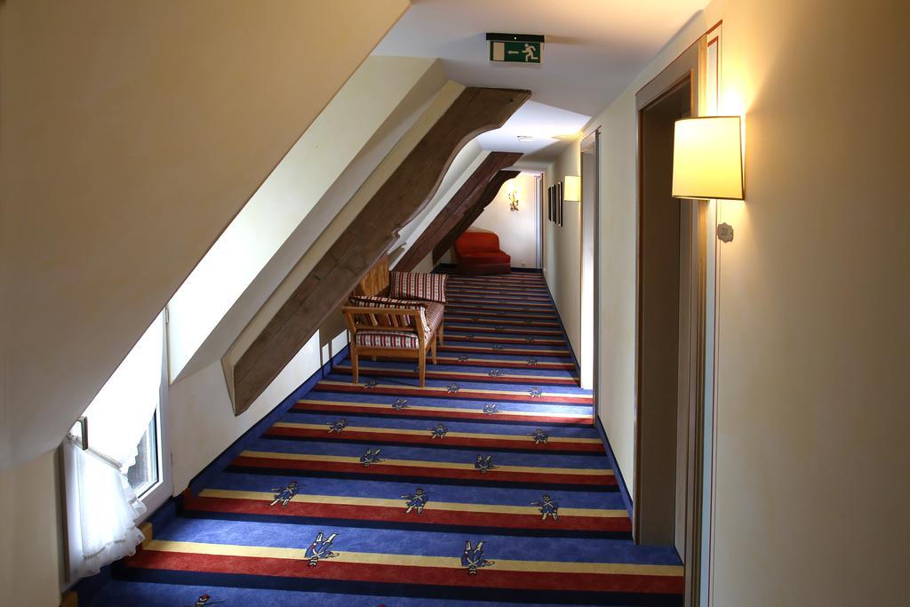 Hotel Brauereigasthof Landwehr-Braeu Reichelshofen Exteriör bild