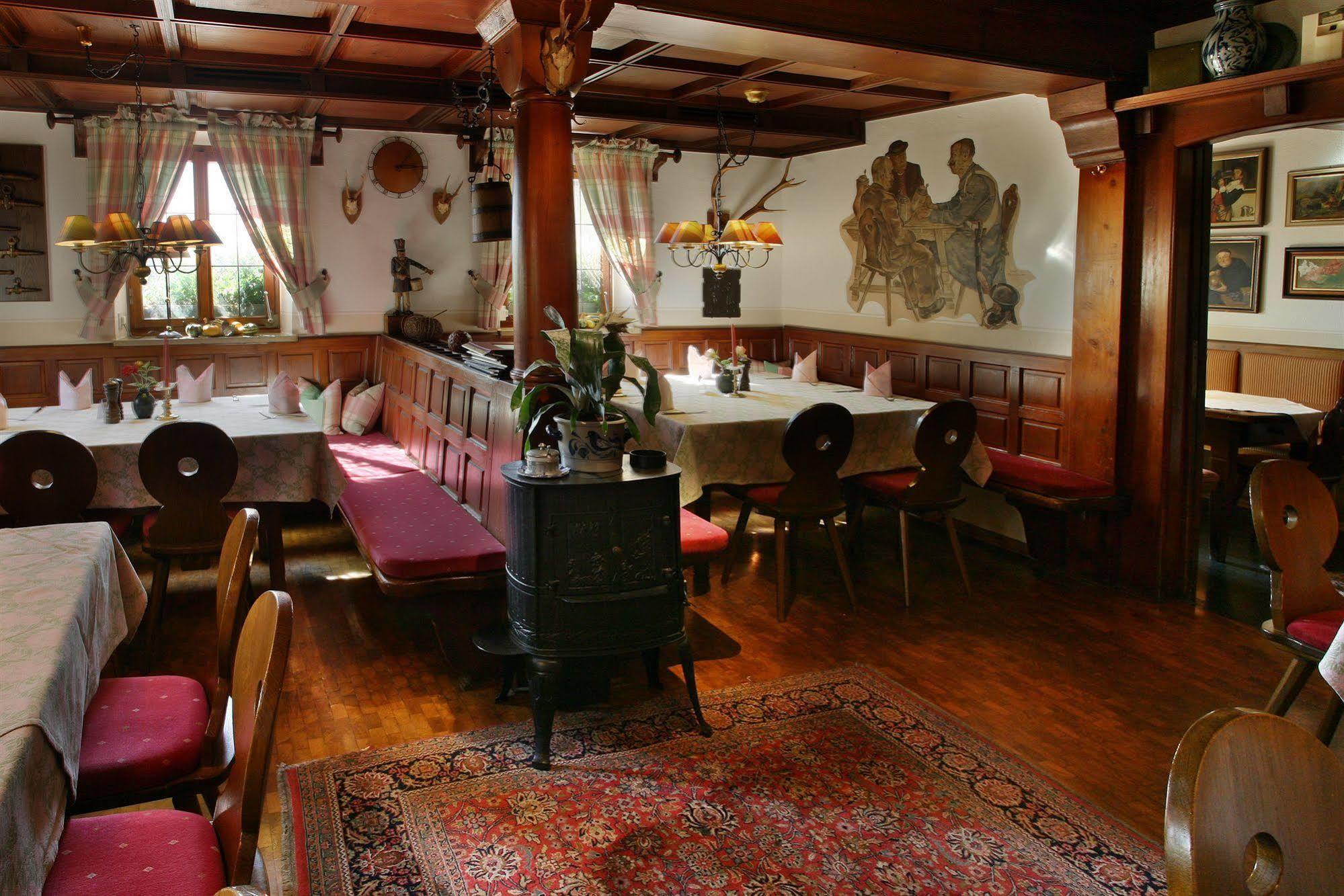 Hotel Brauereigasthof Landwehr-Braeu Reichelshofen Exteriör bild