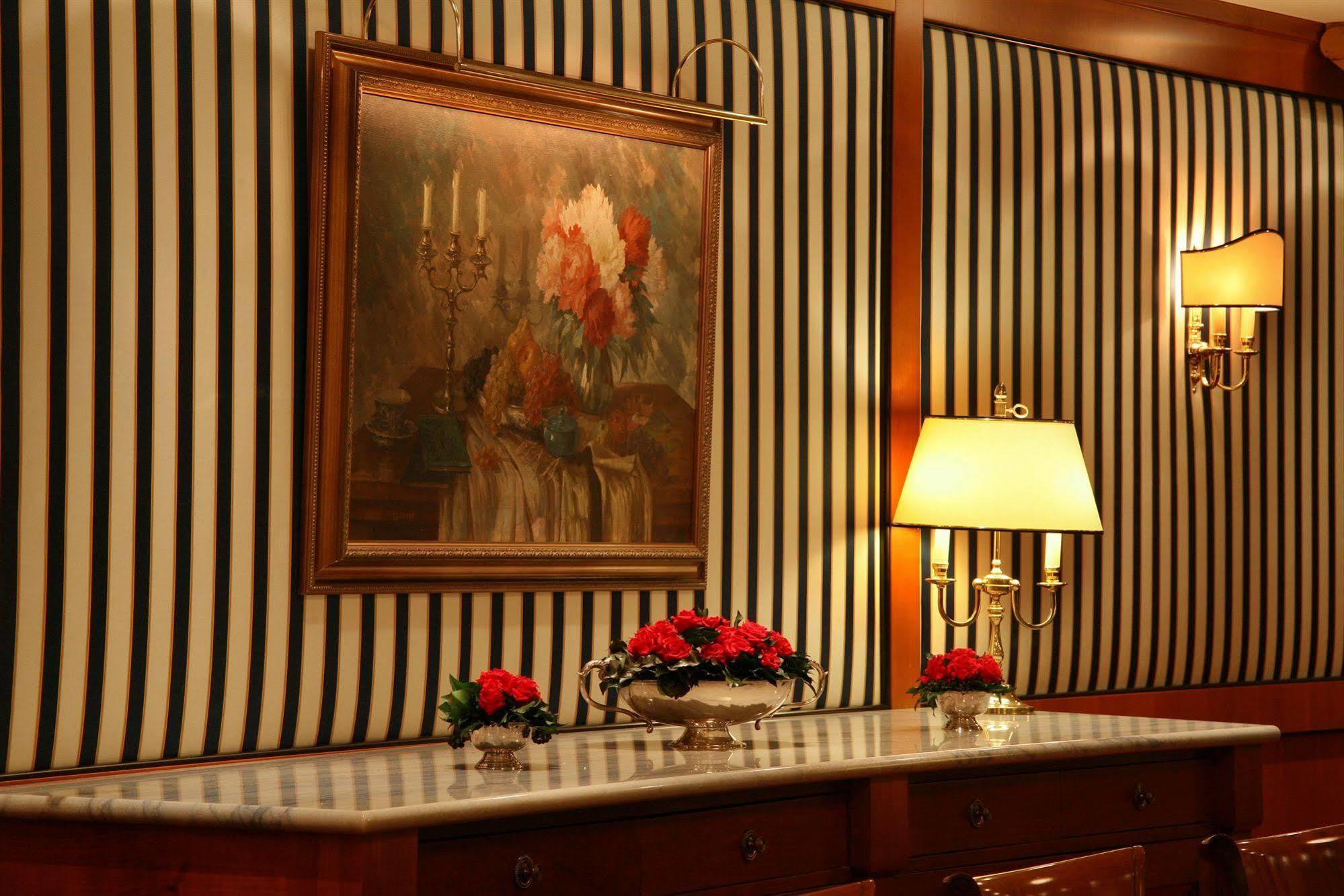 Hotel Brauereigasthof Landwehr-Braeu Reichelshofen Exteriör bild